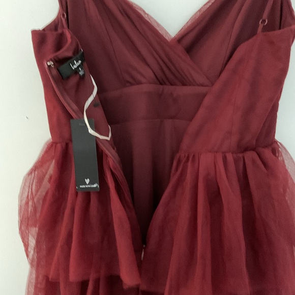 Lulus Rule The Runway Burgundy Tulle Surplice Tiered Maxi Dress Small NWT - Picture 12 of 15